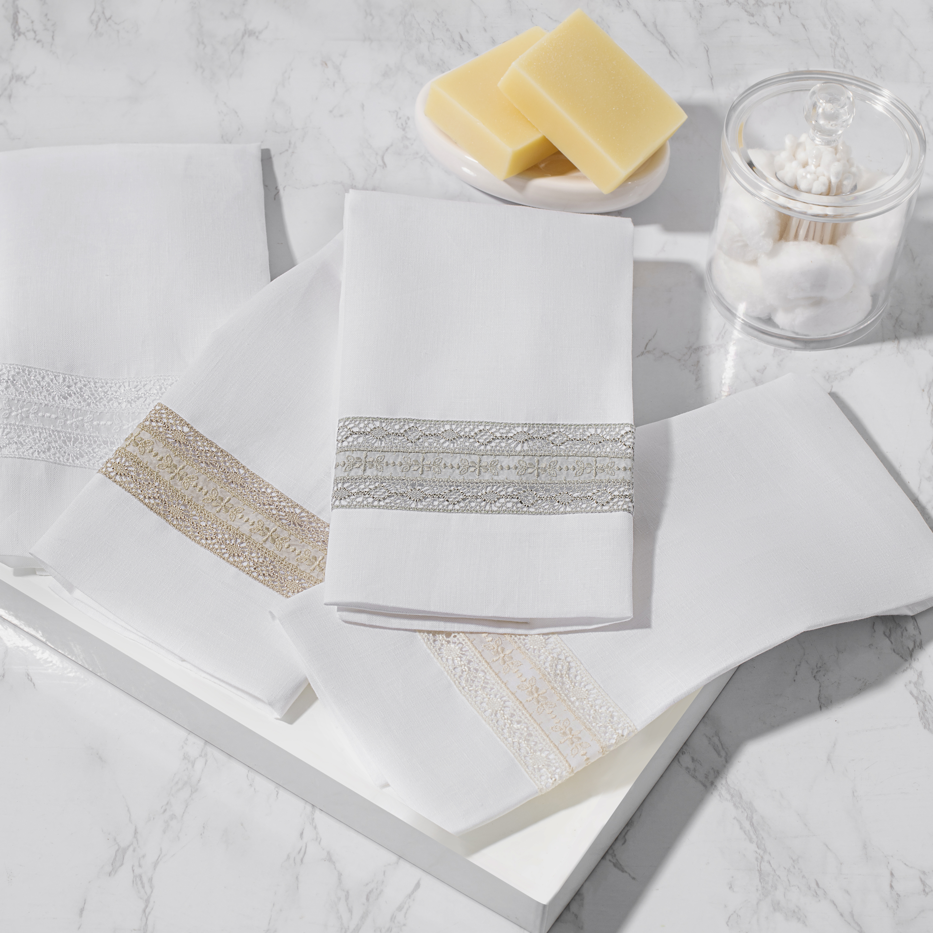 Pamela Fingertip Towel - Thumbnail 4